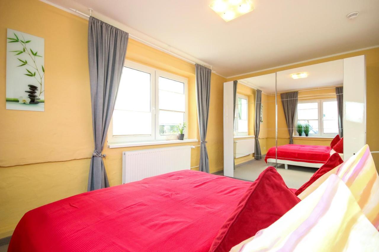 Haus Shiralee - Das Ferienhaus Warnemuende ロストック エクステリア 写真